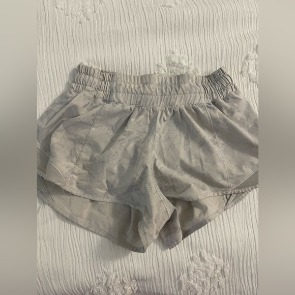 RESERVED LISTING - Picture 1 of 4